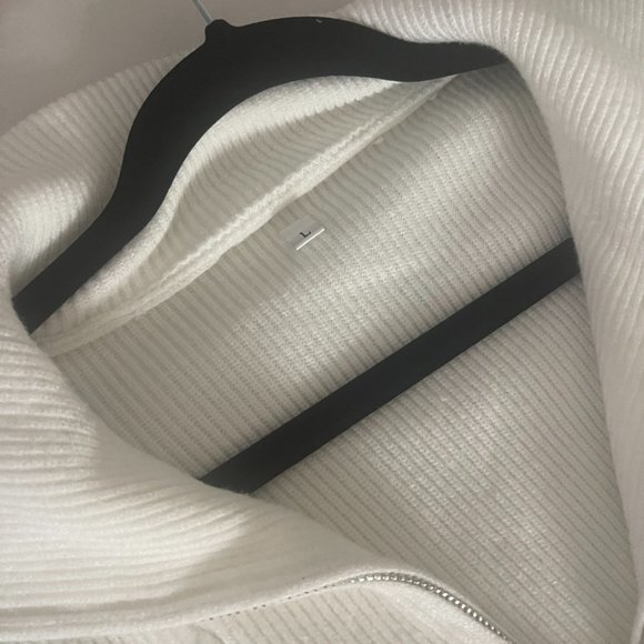 cozy white quarter zip - Picture 4 of 4